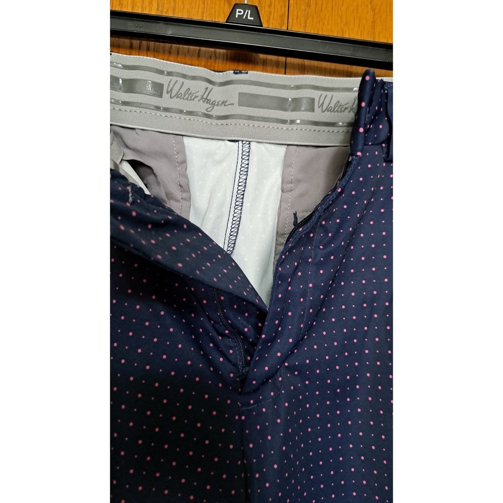 Walter Hagen Men's Golf Shorts Blue Pink Polka Dot Size 32 - Picture 2 of 10